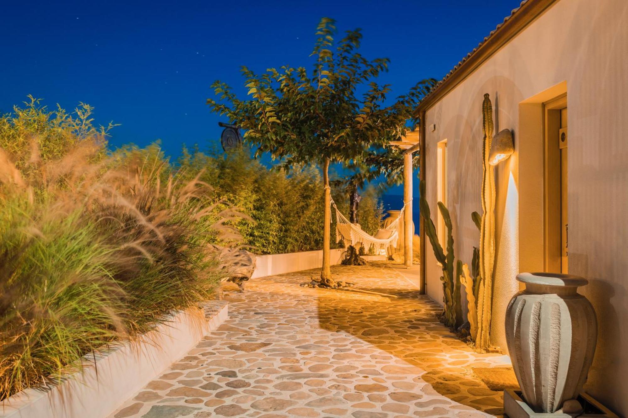 Spathes Suites Kefalonia - Luxury Suites Radzaklí Kültér fotó